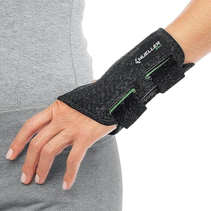 MUELLER Sports Medicine Green Fitted Wrist Brace for Men and Women, Wrist Pain Relief Support, Ideal for Carpal Tunnel, Tendonitis, Arthritis, Black